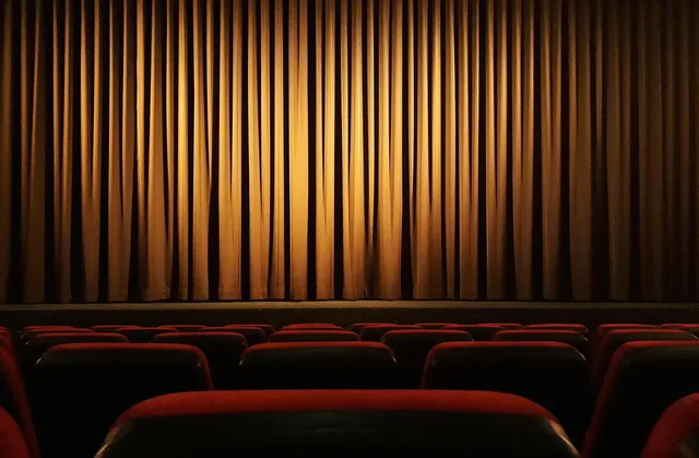 movie theater, beautiful wallpaper, wallpaper 4k, curtain, theatre, windows wallpaper, wallpaper hd, full hd wallpaper, movie, hd wallpaper, background, strip, mac wallpaper, 4k wallpaper, stage, cool backgrounds, 4k wallpaper 1920x1080, red, texture, audience, abstract, free background, free wallpaper, film screening, desktop backgrounds, laptop wallpaper, lighting, advertising. Serving a Real Audience Problem: The Core of Content Marketing Strategy