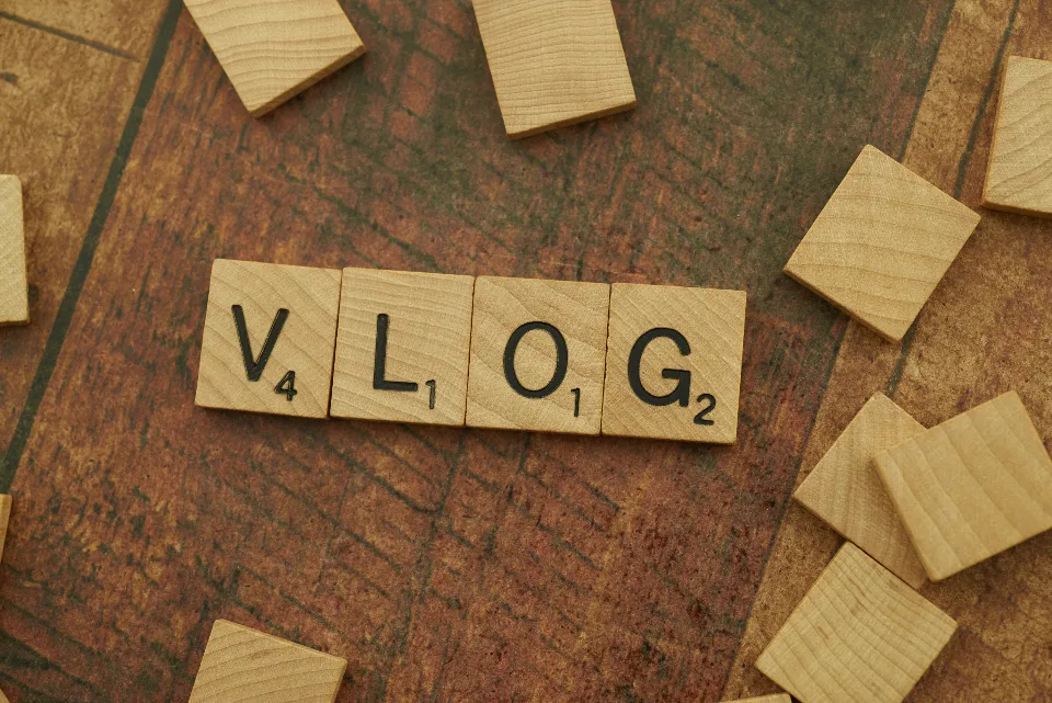 Words Text. Narrowing the Audience First Speeds Up Content Promotion Gains